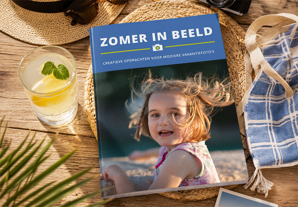 Photofacts vakantie doeboek