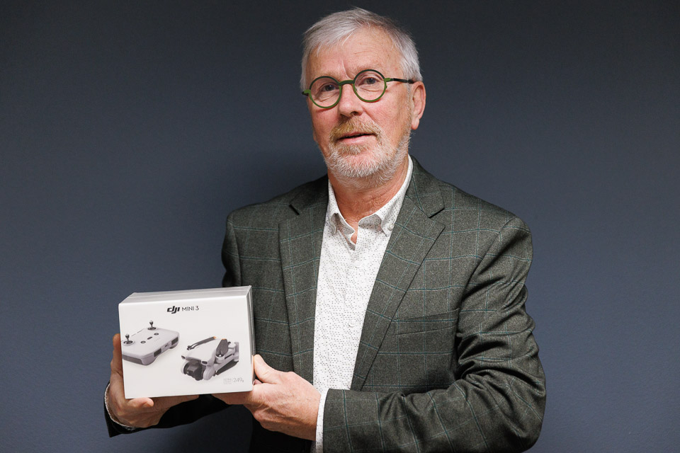 Jan met zijn DJI Mini 3 drone