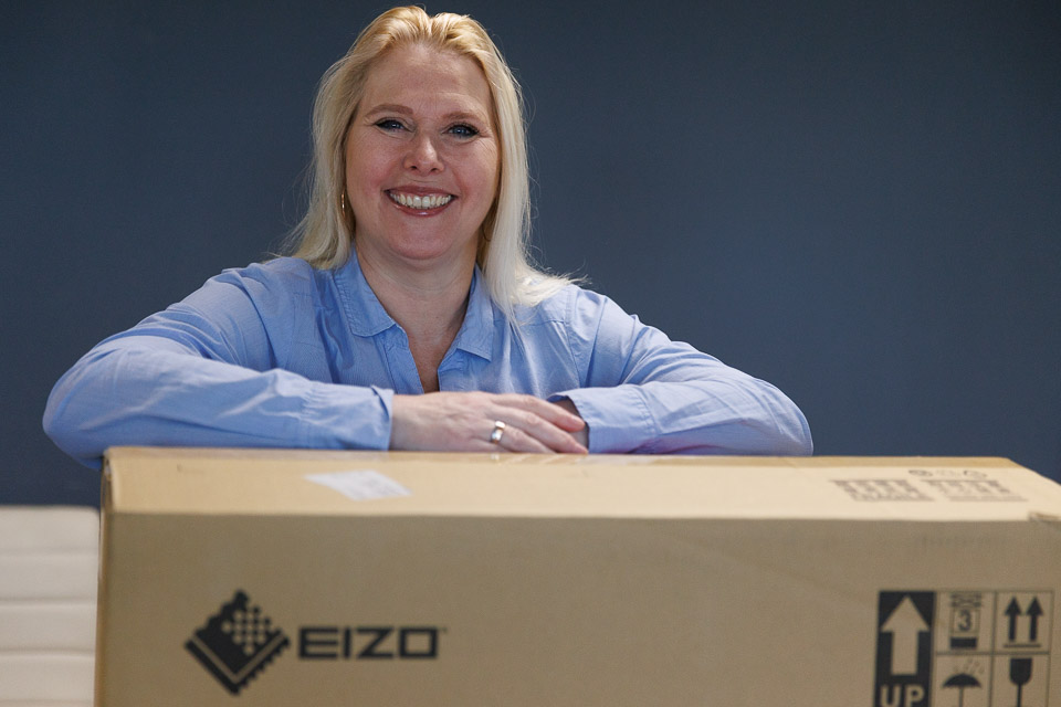 Sylvia met haar Eizo