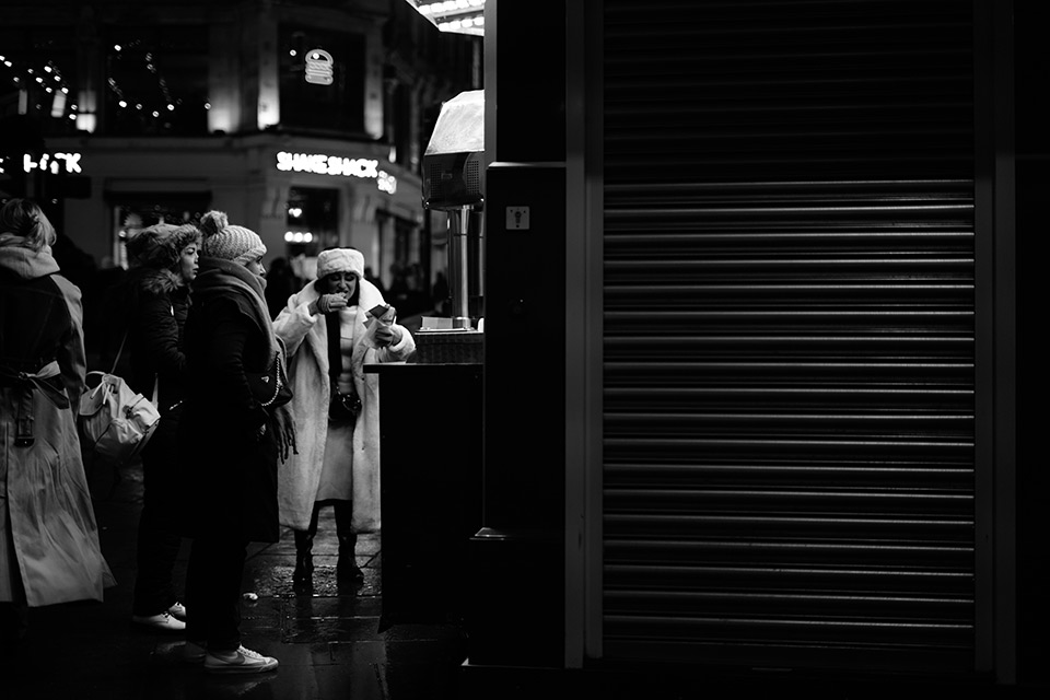 Straatfotografie in de nacht