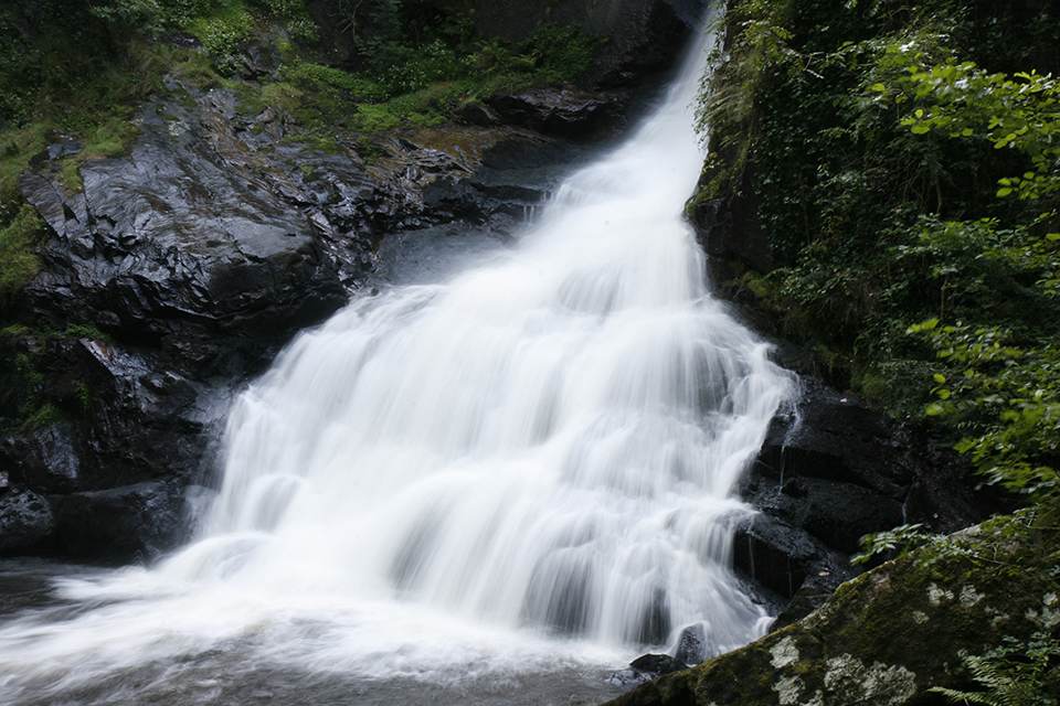 Melkachtig waterval